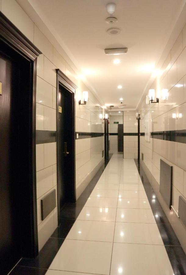 Easy Inn Hotel Suites アンマン エクステリア 写真